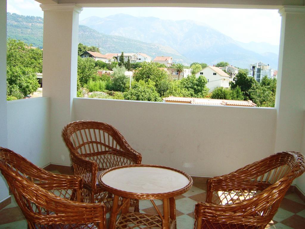 Apartments Rolovina Tivat Pokoj fotografie